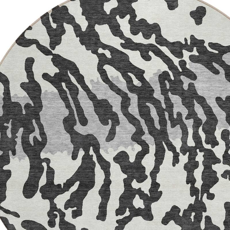HomeRoots Animal Print Transitional Rectangle Outdoor Rug