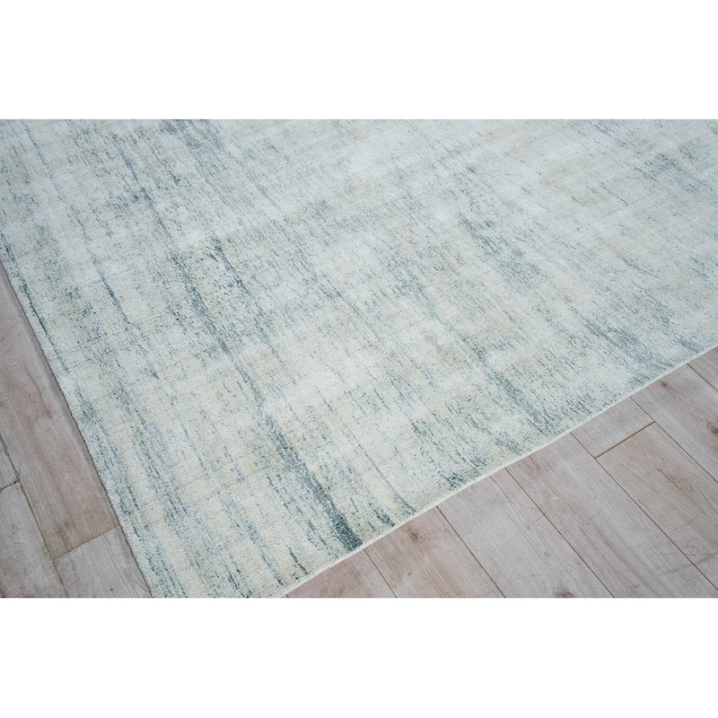 EXQUISITE RUGS Cloud Hand-loomed Wool/Bamboo Silk Ivory/Blue Area Rug.