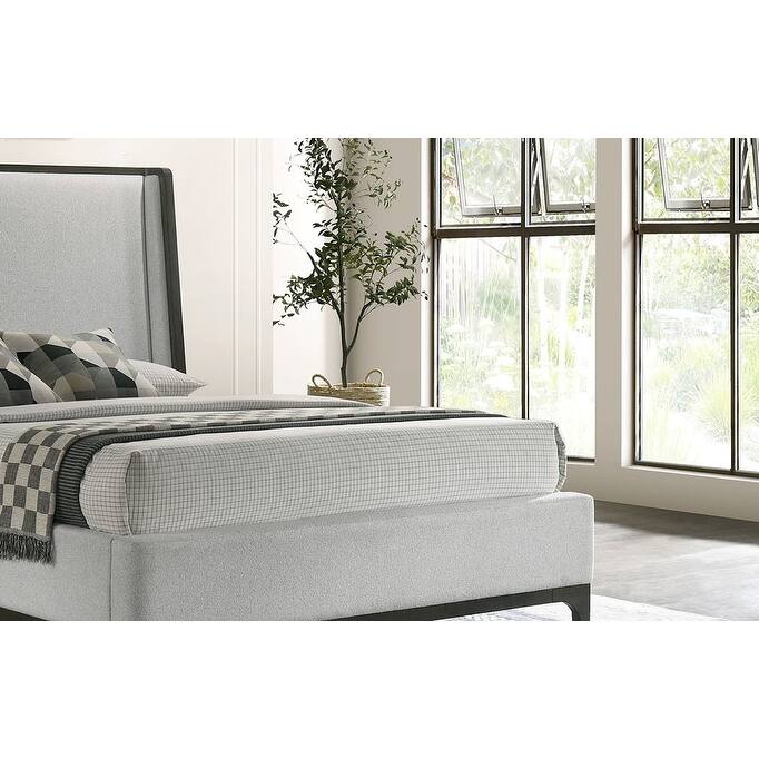 Contemporary Light Gray Finish Wingback Bed 1pc