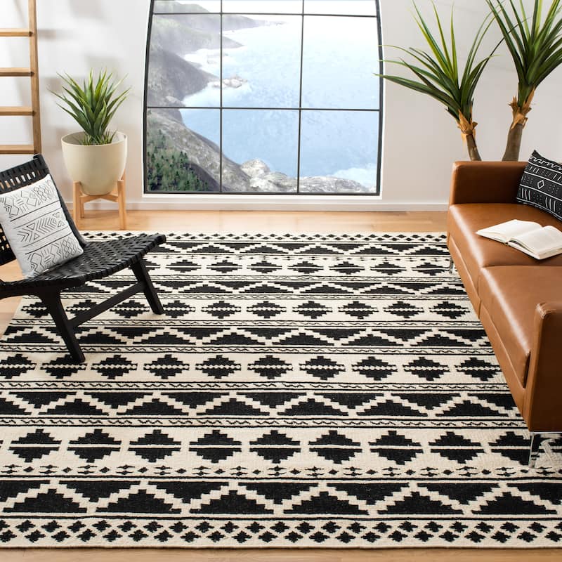 SAFAVIEH Handmade Flatweave Dhurries Bertilla Modern Wool Rug - 8' x 10' - Black/Ivory