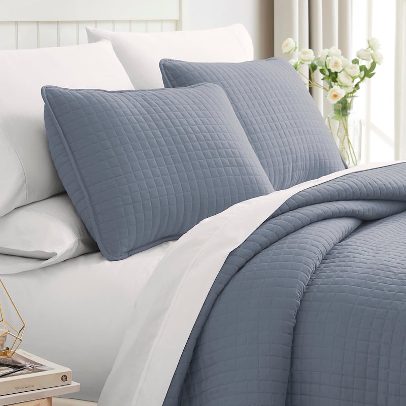 Vilano Oversized 3 piece Quilt Set by Southshore Fine Linens