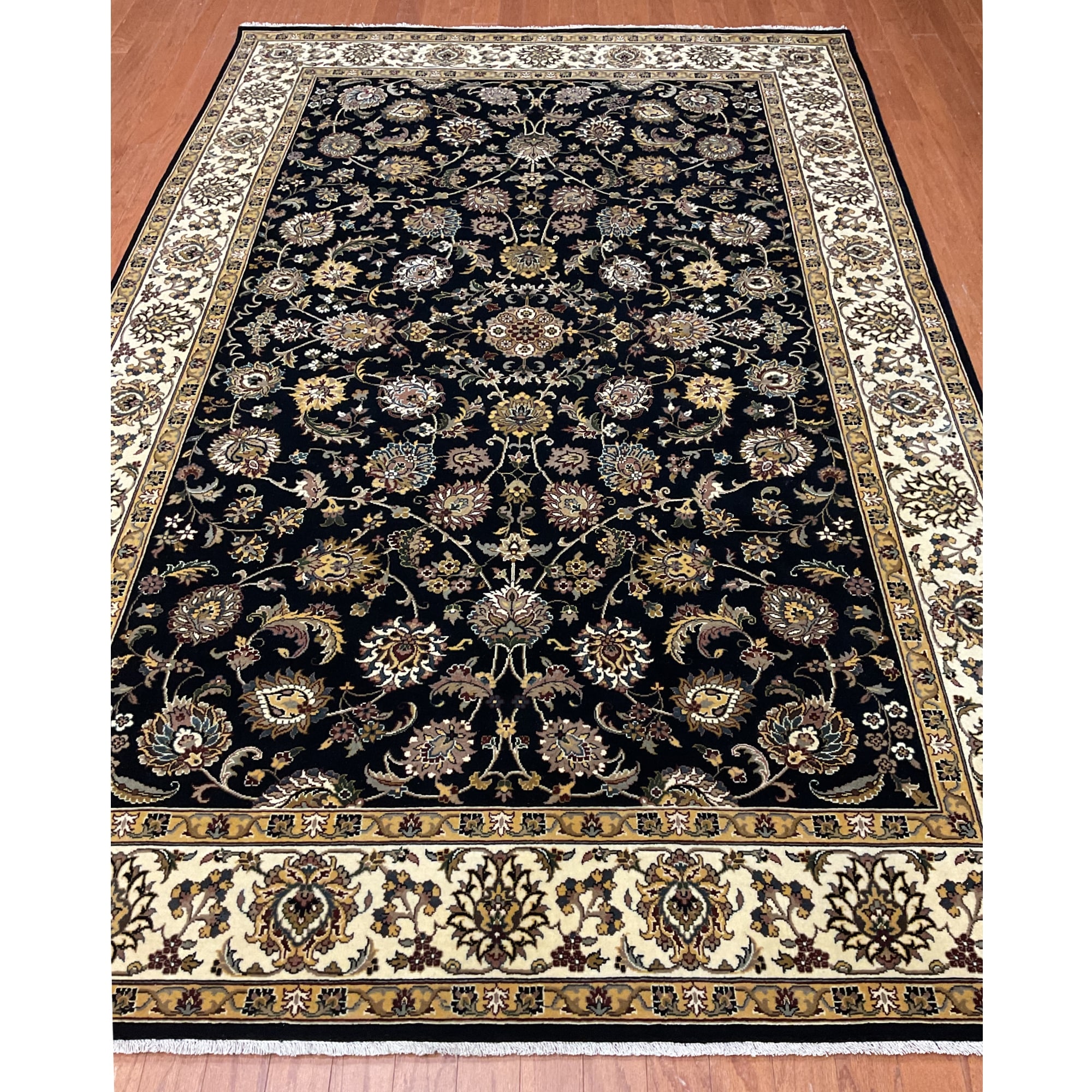 HERAT ORIENTAL Hand-knotted Indo 6' x 9' Isfahan Wool Rug - 6' x 9'