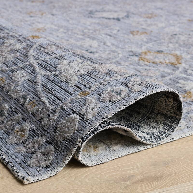 SAFAVIEH Miranda Cheng Traditional Rug