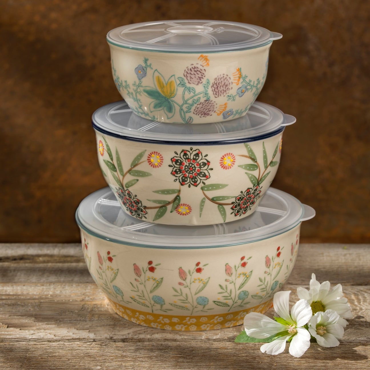 Euro Ceramica Ella 3 Piece Assorted Hand-pained Storage Bowls Set with Lids - Set of 3 with Lids