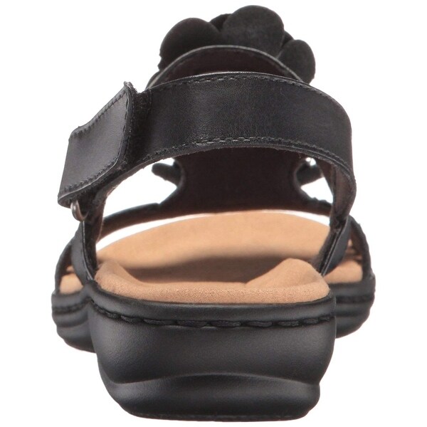 clarks women's leisa claytin flat sandal