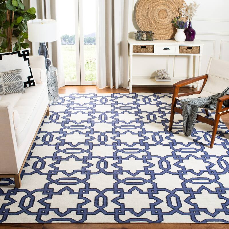 SAFAVIEH Handmade Flatweave Dhurries Hilpa Modern Moroccan Wool Rug - 8' x 10' - Ivory/Purple