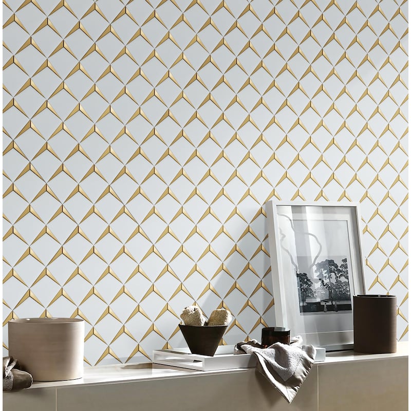 Thassos White Kite Shape With Gold Metal Mosaic Tile - Case (10 Sheets)