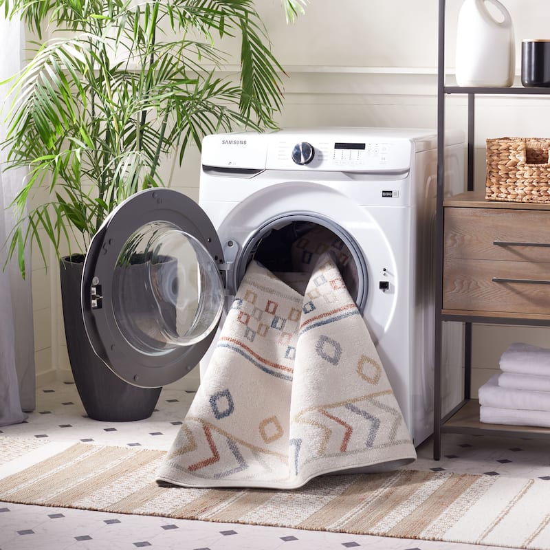 SAFAVIEH Blair Machine Washable Steindora Slip Resistant Rug