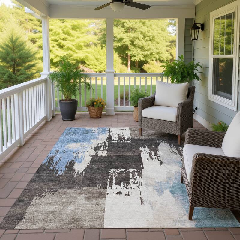 Machine Washable Indoor/ Outdoor Contemporary Fusion Chantille Rug