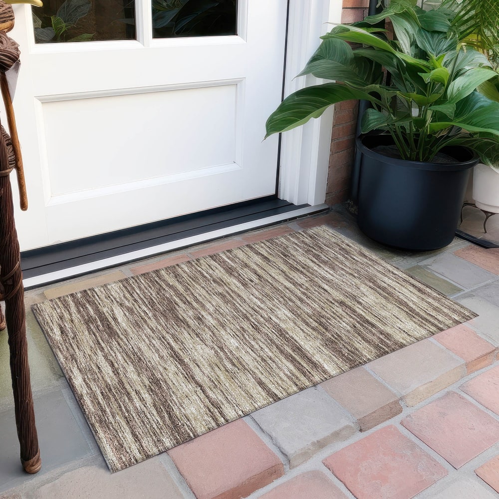 Machine Washable Indoor/ Outdoor Casual Ombre Chantille Rug