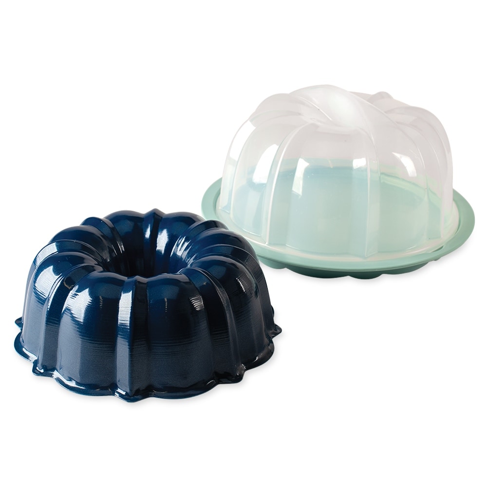 https://ak1.ostkcdn.com/images/products/is/images/direct/e08b5783289dee4ed479d13349b7f7757412ec00/Nordic-Ware-Bundt-Pan-with-Translucent-Cake-Keeper%2C-Sea-Glass-and-Navy.jpg