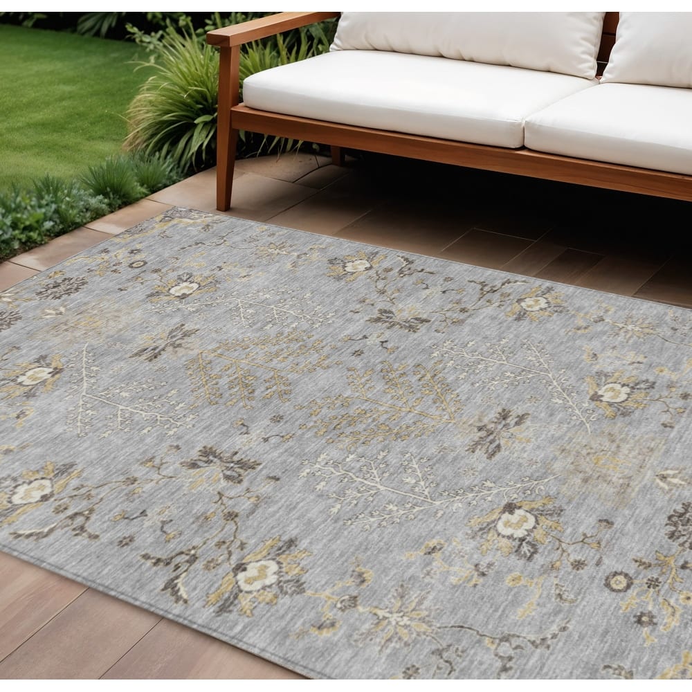 HomeRoots Floral Transitional Rectangle Outdoor Rug