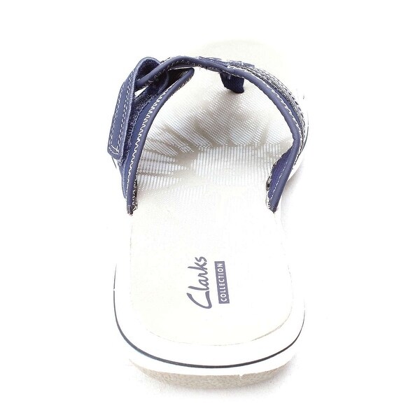 clarks brinkley athol flip flops