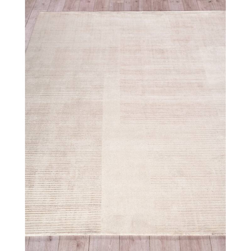 Cantori Handmade Wool/Bamboo Silk in Ivory/Light Beige Area Rug
