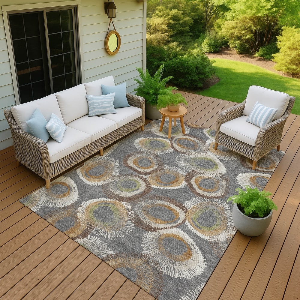 Machine Washable Indoor/ Outdoor Modern Spikey Chantille Rug