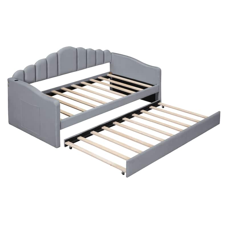 Upholstered Daybed with Trundle