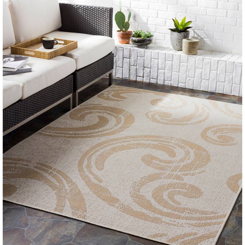 Kimarlee Indoor/ Oudoor Scroll Area Rug