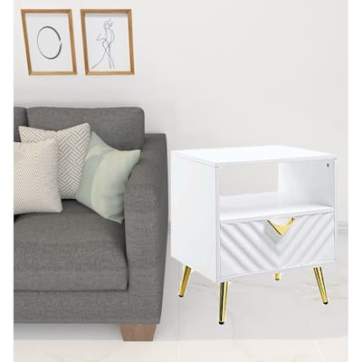 HomeRoots 22" White Manufactured Wood And Metal Rectangular End Table With Drawer And Shelf - 20' X '22' X '17