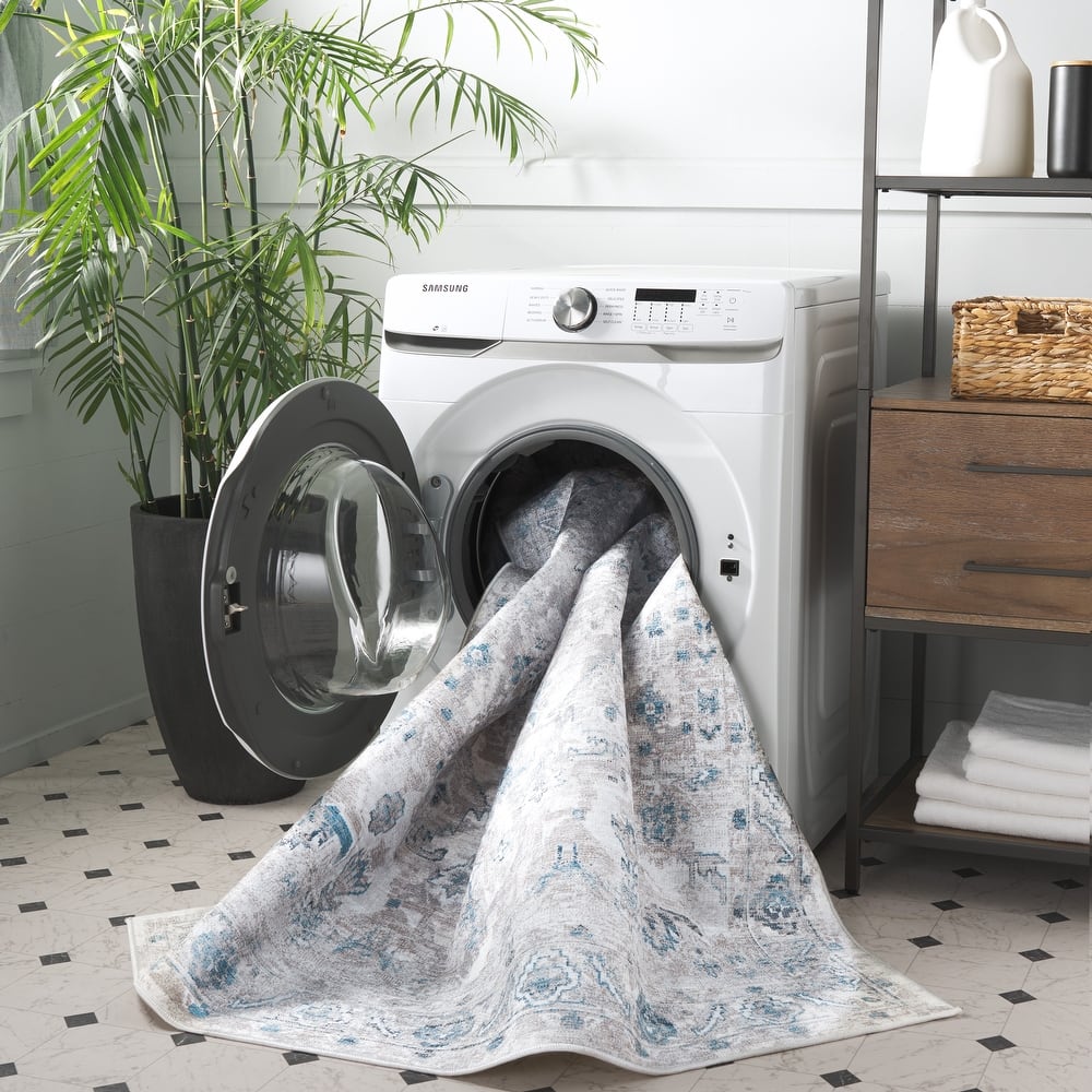 SAFAVIEH Orlando Aurore Traditional Rug