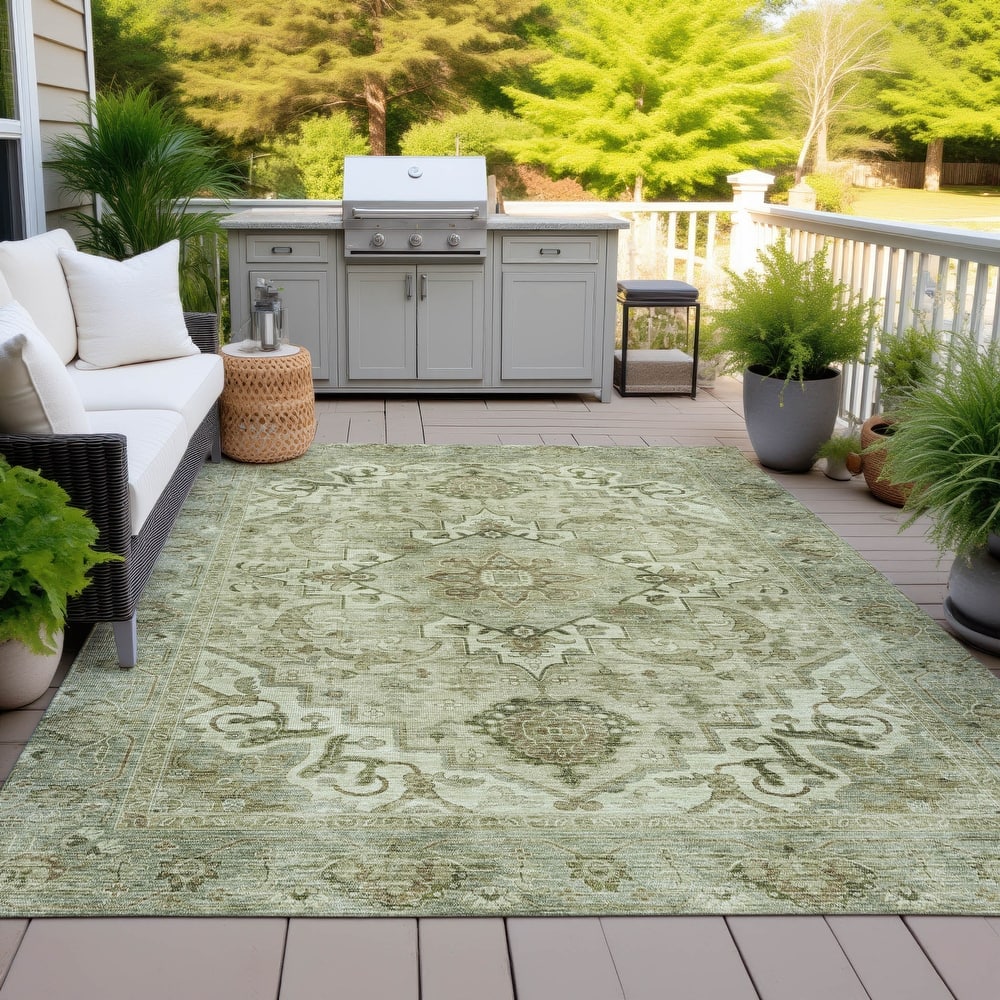 Machine Washable Indoor/Outdoor Traditional Vintage Chantille Rug