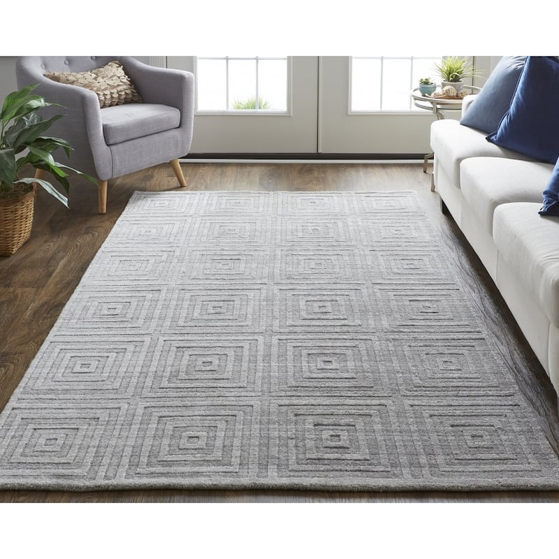 Vewag Traditional Woven Area Rug By HomeRoots - 2' x 3'
