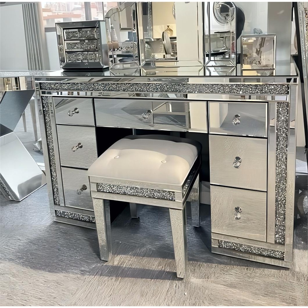Diamond hotsell makeup vanity