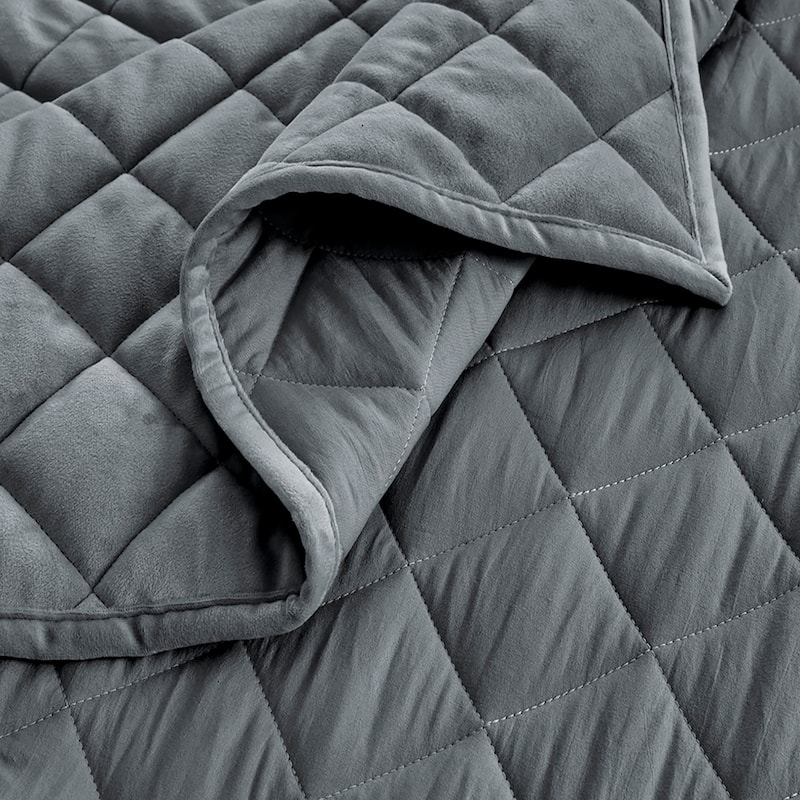 Pointehaven Heavy-Weight Oversized Diamond Design Velvet Quilt Sets