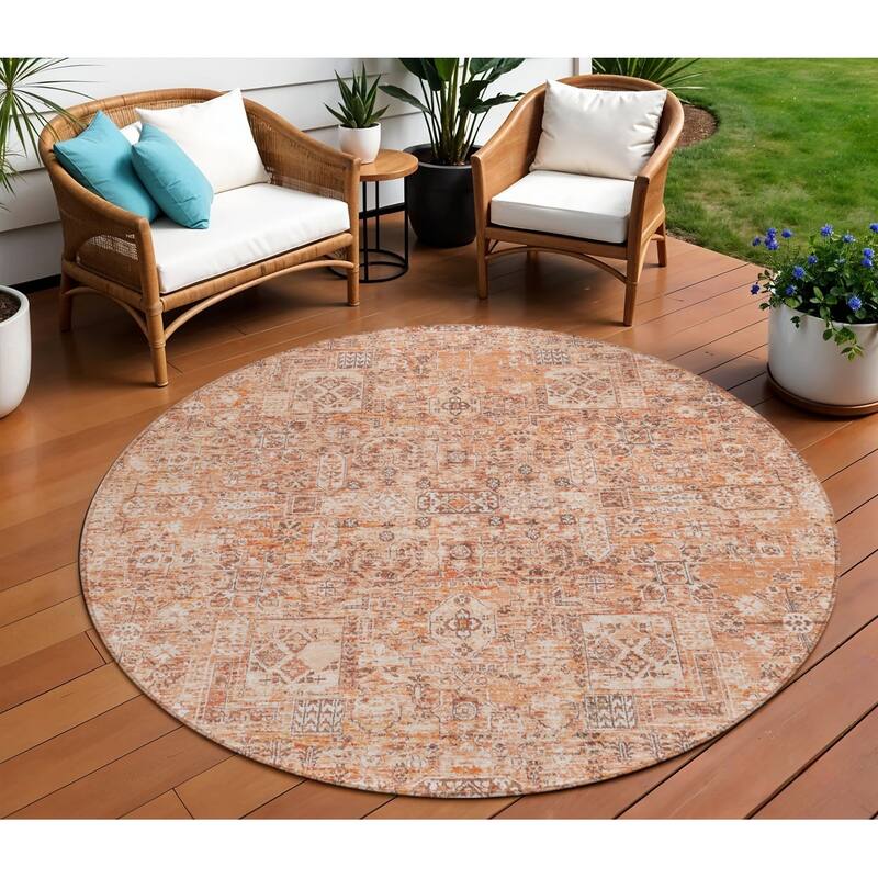 HomeRoots Floral Transitional Rectangle Outdoor Rug - 8' Round