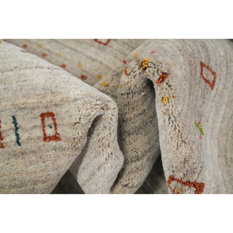 Hand Knotted Oriental 100% Wool Carpet Tribal Animal Pictorial Beige & Ivories Gabbeh Area Rug - 7' 10'' X 5' 1''