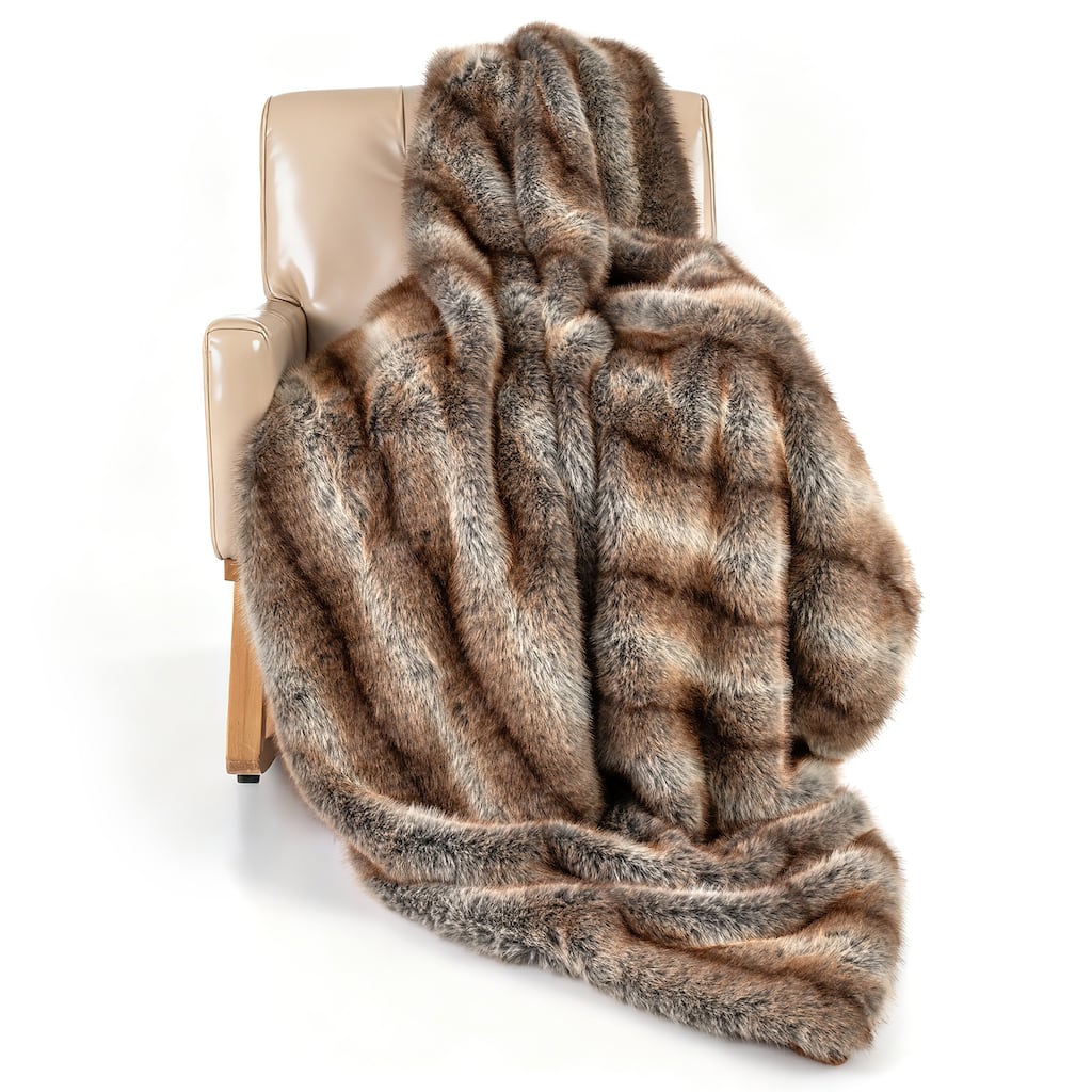Gymax Fluffy Faux Fur Throw Blanket 780GSM Soft Plush Fuzzy Luxury