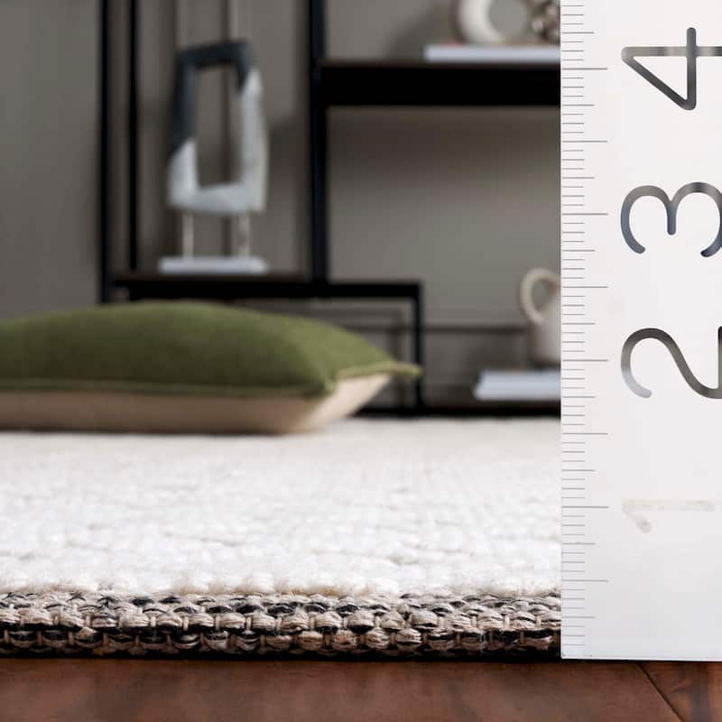 SAFAVIEH Handmade Vermont Latrice Wool Rug