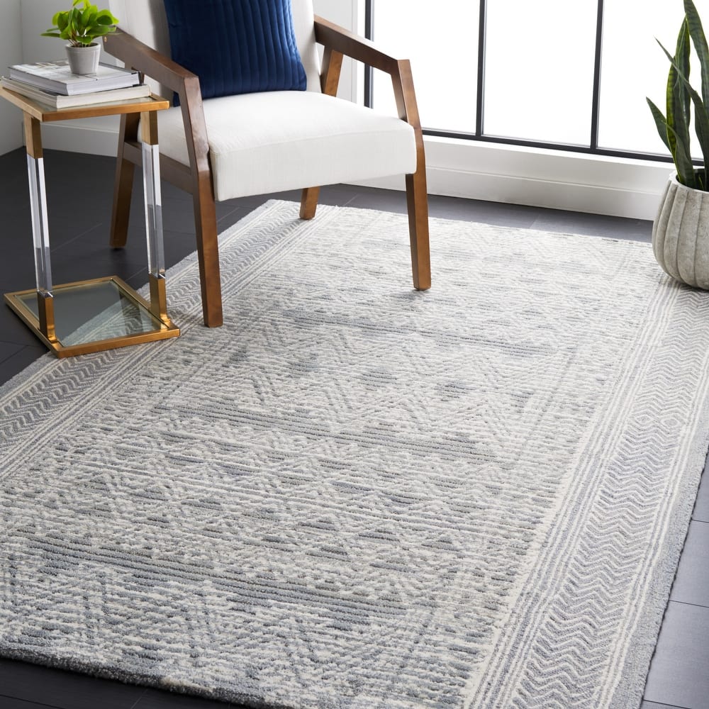 SAFAVIEH Handmade Abstract Magbula Rustic Wool Rug