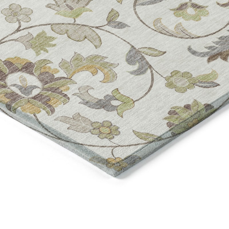Machine Washable Indoor/ Outdoor Traditional Chantille Rug
