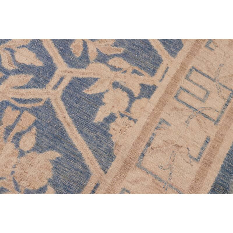 Hexagonal Trellis Floral Hand-Knotted Wool Area Rug