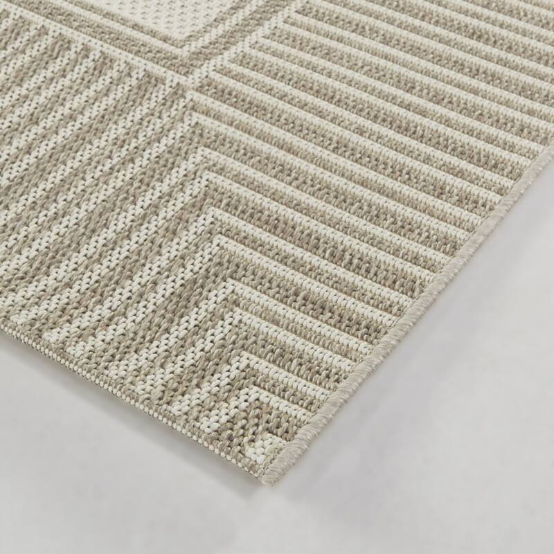 Frans Solid Border Indoor/Outdoor Area Rug