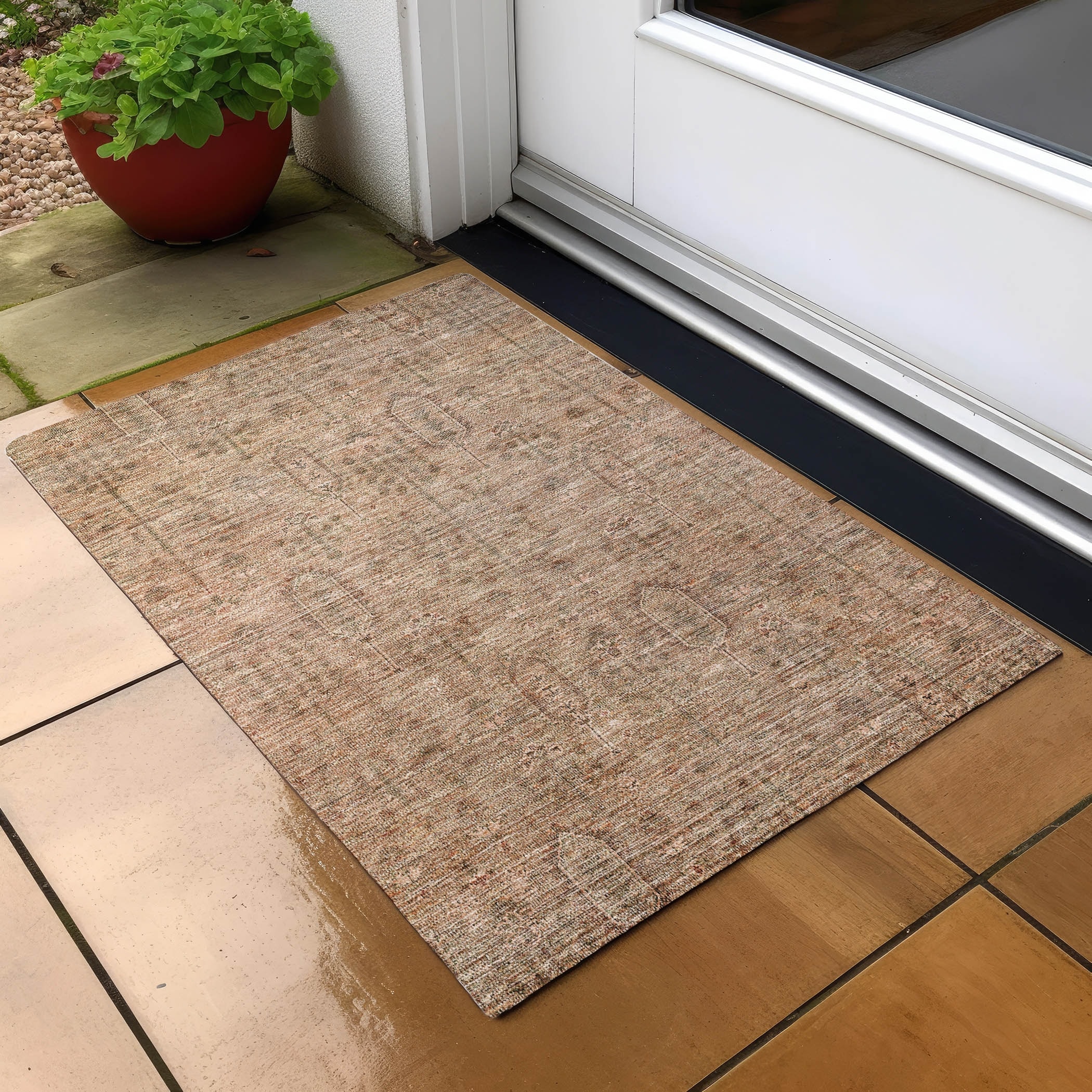 Machine Washable Indoor/ Outdoor Chantille Traditional Distressed Rug