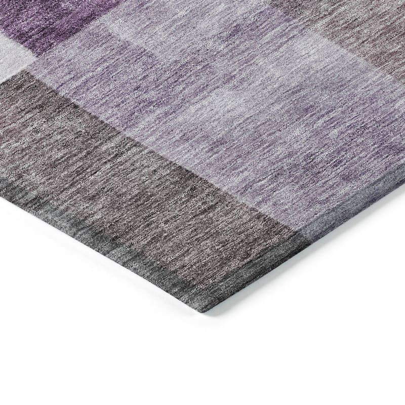 Machine Washable Indoor/ Outdoor Contemporary Geo Chantille Rug