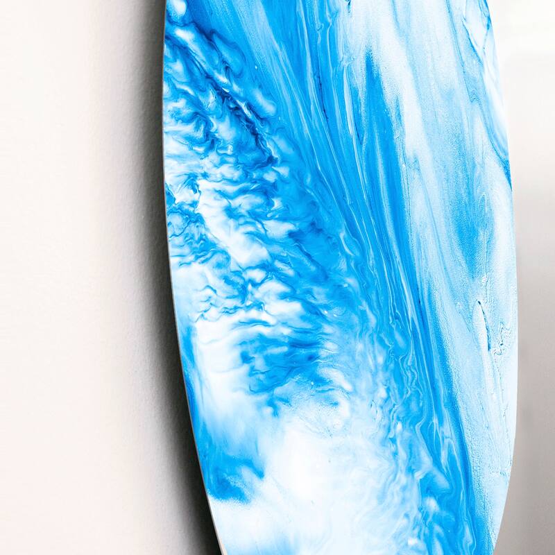 Designart 'Blue And White Liquid Art Waves V' Modern Metal Circle Wall Art