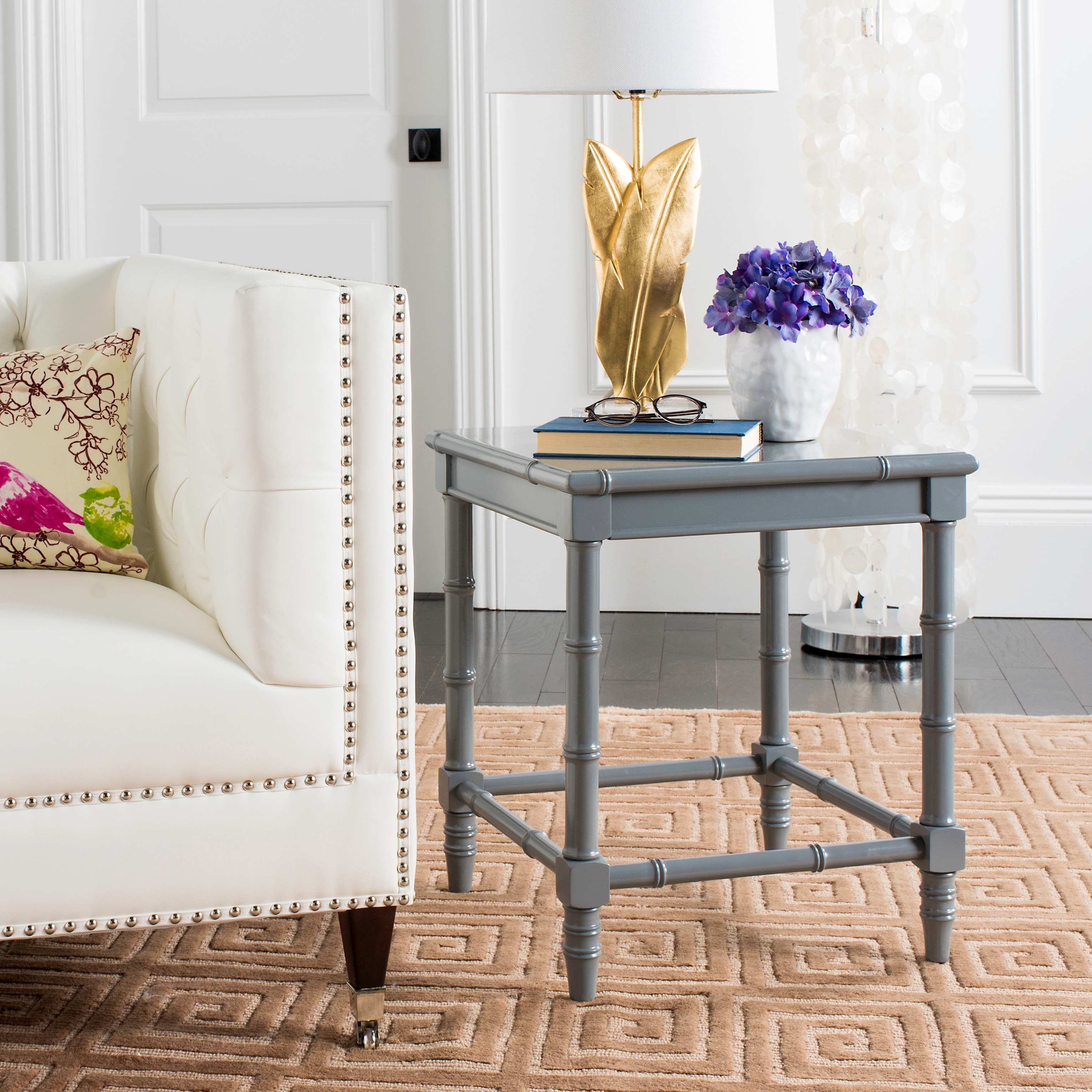 Safavieh janika outlet accent table