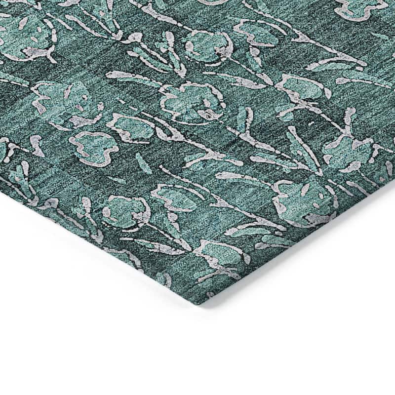 HomeRoots Floral Transitional Rectangle Outdoor Rug