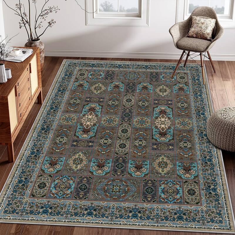 Vintage Distressed Carpet - 5' x 8' - Multi