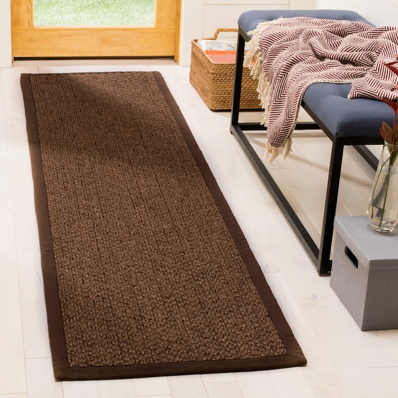 SAFAVIEH Natural Fiber Giesela Sisal Rug - 2' x 8' Runner - Chocolate