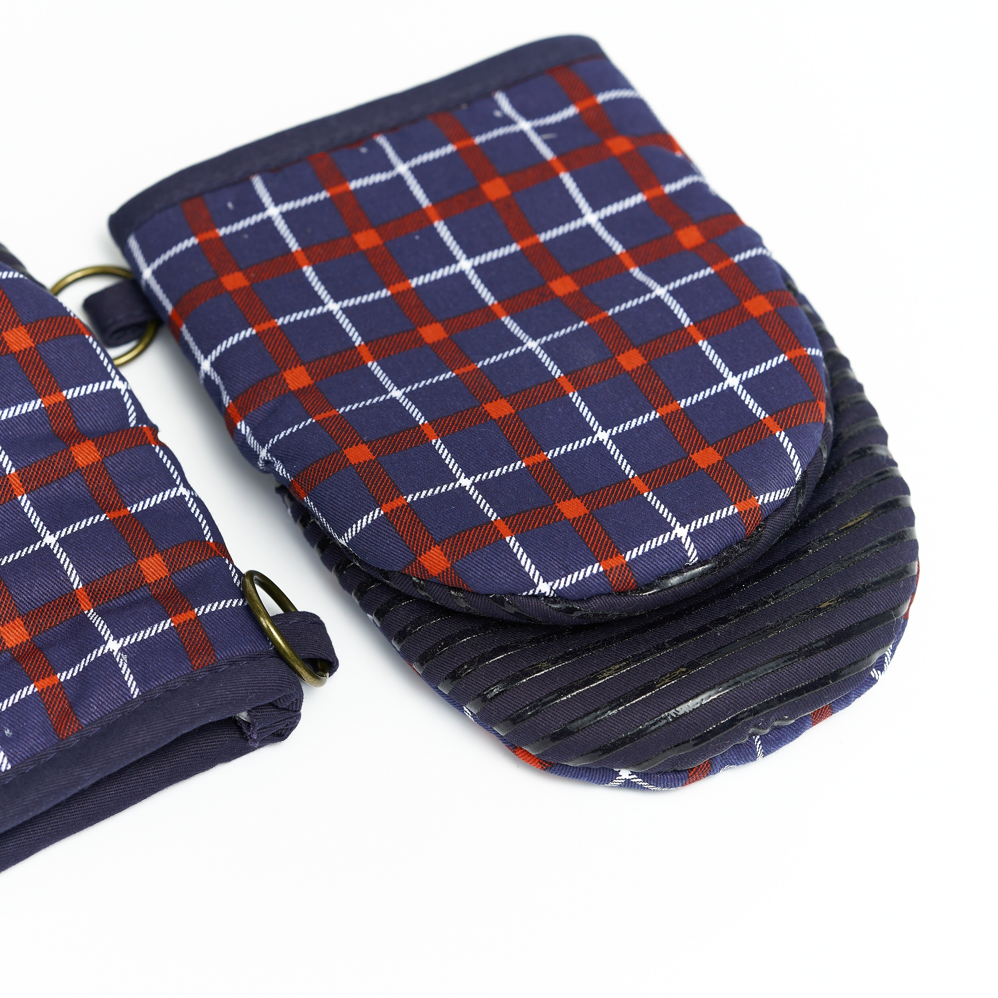 Nautica Red Plaid 100% Cotton Oven Mitts with Silicone Palm (Set of 2)