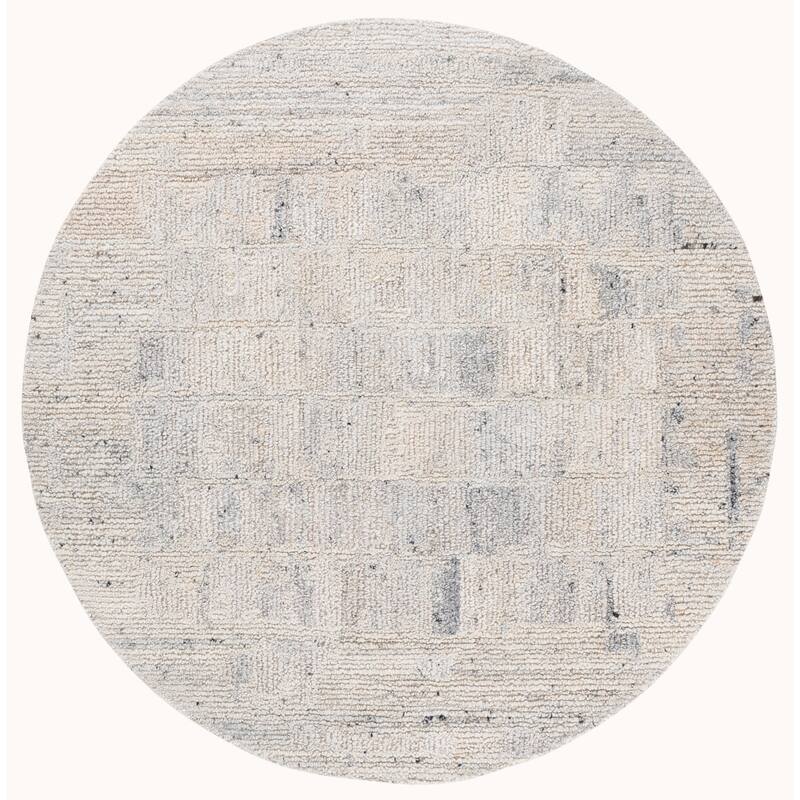 SAFAVIEH Handmade Pine Gazmira Wool Rug - Beige/Grey - 6' Round
