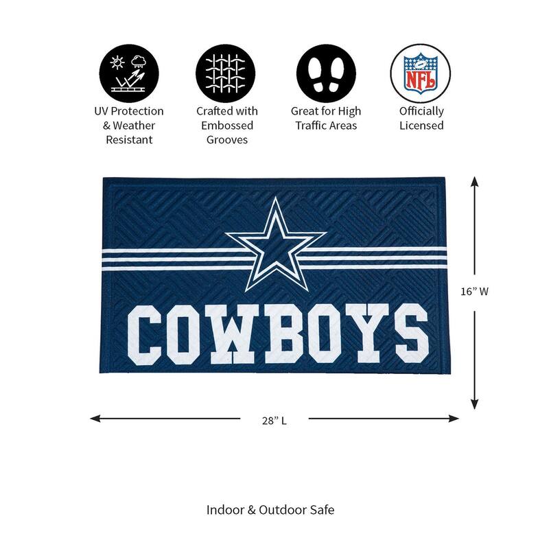 28 in. x 16 in. Embossed Mat, Cross Hatch, Dallas Cowboys