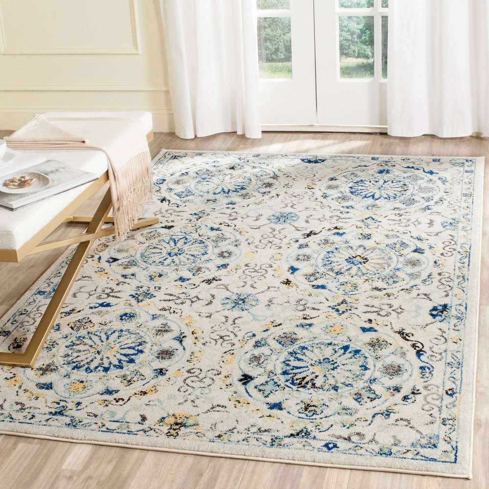SAFAVIEH Evoke Annamari Distressed Vintage Boho Rug