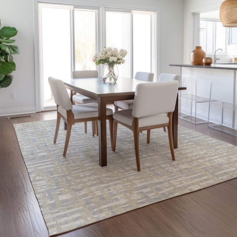 Machine Washable Indoor/ Outdoor Modern Crosshatch Chantille Rug