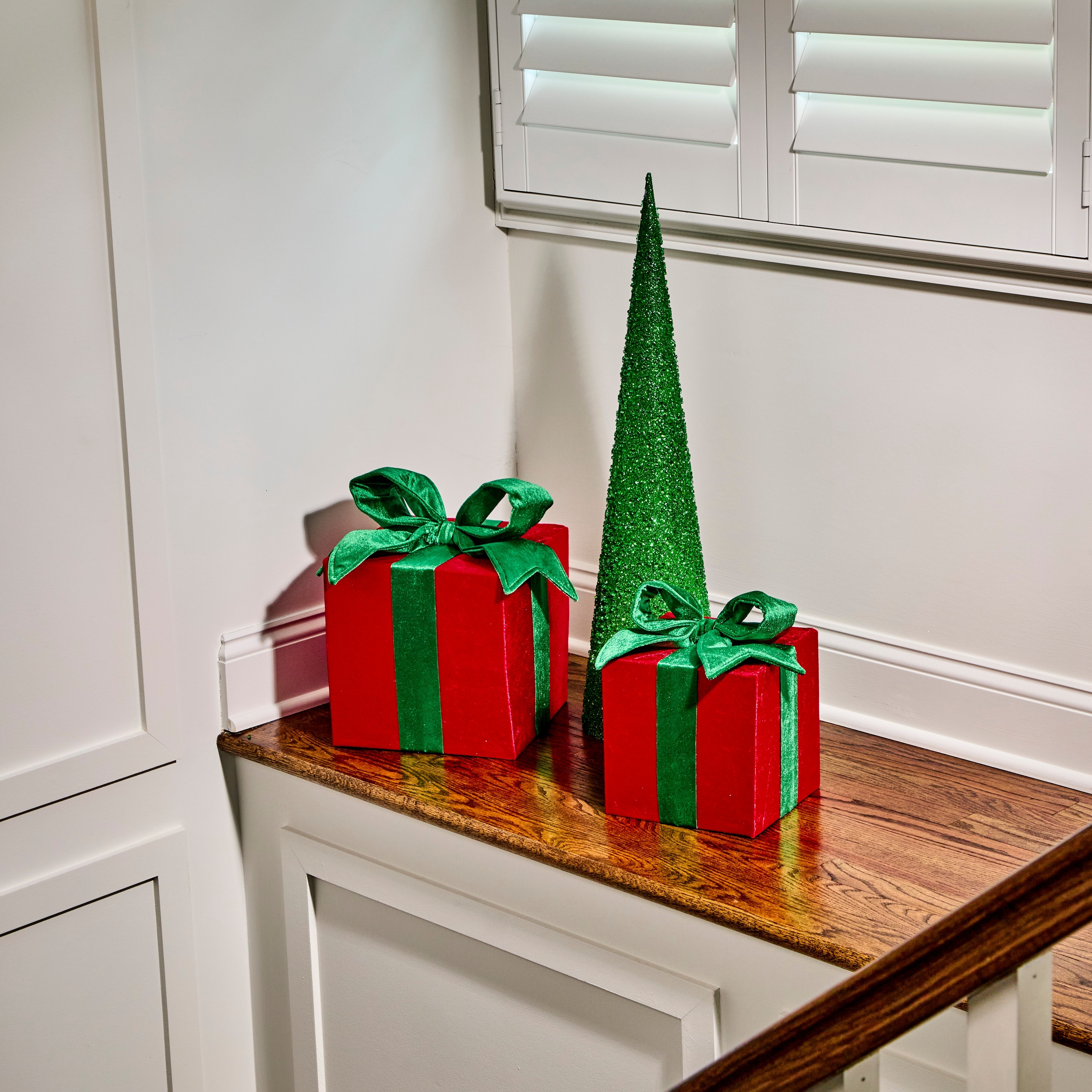 8-10" Velvet Gift Box Set of 2