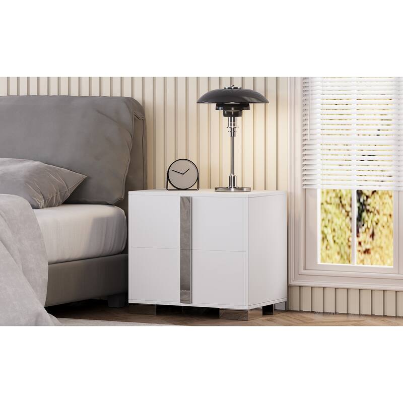 Modern End Table with Drawers, Elegant Nightstand with Metal Foot,Wood Bedside Table with Mirrored Metal Handles