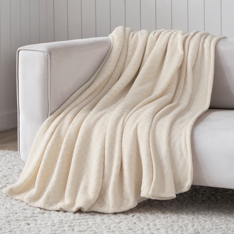 Superior Alaska Quilted Diamond Plush Fleece Blanket For Couch or Bed